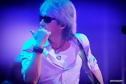 路地裏の少年弁護士の写真